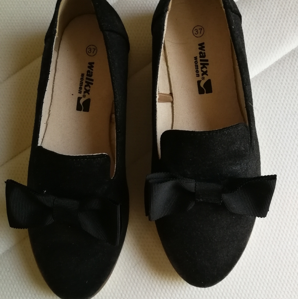 Faux leather slippers from Europe size 7